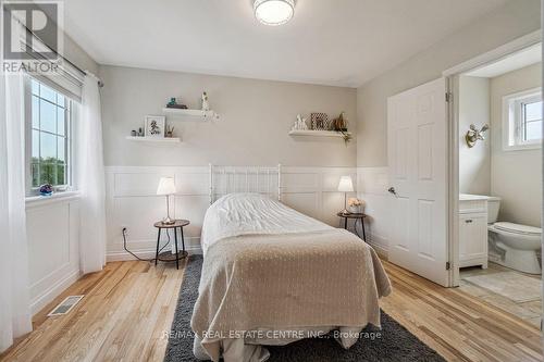 12431 Dublin Line, Halton Hills, ON - Indoor Photo Showing Bedroom