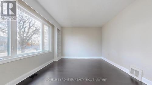 20 Mayall Avenue, Toronto, ON - Indoor Photo Showing Other Room