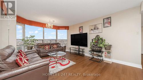 1104 - 330 Mill Street S, Brampton, ON - Indoor Photo Showing Living Room