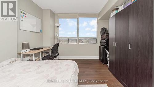 1104 - 330 Mill Street S, Brampton, ON - Indoor