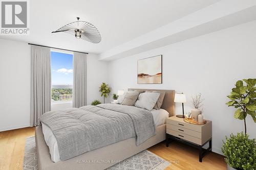 Ph2 - 77 Maitland Place, Toronto, ON - Indoor Photo Showing Bedroom