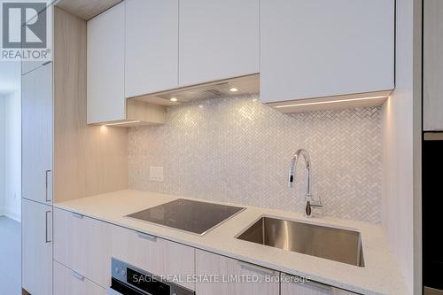 1104 - 123 Portland Street, Toronto, ON - Indoor Photo Showing Kitchen