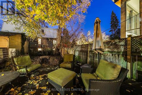 33 Hampton Avenue, Toronto, ON - Outdoor