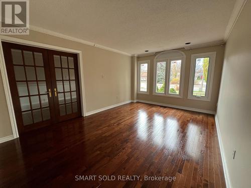 152 Elderwood Trail, Oakville, ON - Indoor Photo Showing Other Room