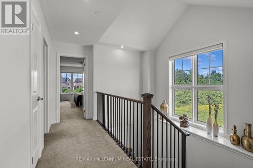 34 Paradise Way, Whitby, ON - Indoor Photo Showing Other Room