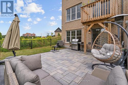 34 Paradise Way, Whitby, ON - Outdoor