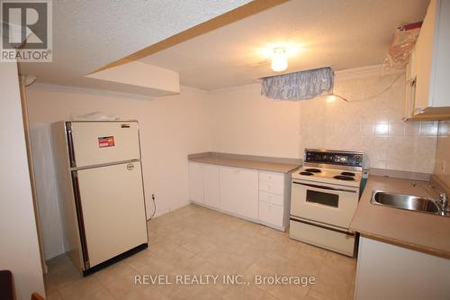 Bsmt - 1676 Major Oaks Road, Pickering, ON - Indoor Photo Showing Kitchen