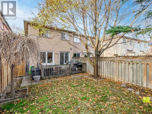 566 Walpole Crescent, Newmarket, ON - Outdoor