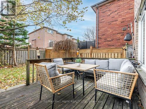 566 Walpole Crescent, Newmarket, ON - Outdoor With Deck Patio Veranda With Exterior