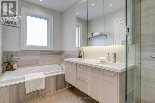 1088 Gardner Avenue, Mississauga, ON - Indoor Photo Showing Bathroom