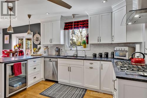 1240 Wildlark Drive, Peterborough (Monaghan), ON - Indoor Photo Showing Kitchen With Stainless Steel Kitchen With Double Sink With Upgraded Kitchen