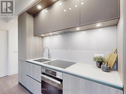 1204 - 15 Mercer Street, Toronto, ON - Indoor Photo Showing Kitchen With Upgraded Kitchen