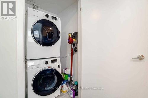 503 - 1127 Cooke Boulevard, Burlington, ON - Indoor Photo Showing Laundry Room