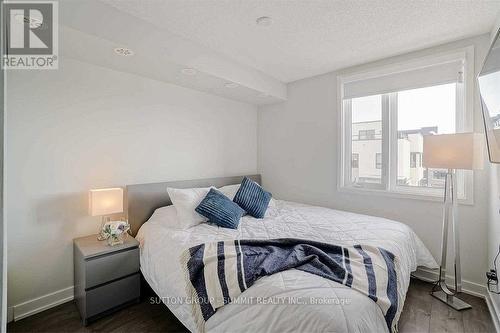 503 - 1127 Cooke Boulevard, Burlington, ON - Indoor Photo Showing Bedroom