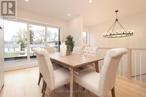 1048 Roosevelt Road, Mississauga, ON - Indoor Photo Showing Dining Room