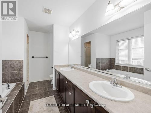 839 Etherington Way, Milton, ON - Indoor Photo Showing Bathroom