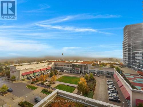 605 - 7171 Yonge Street, Markham, ON - Outdoor With View