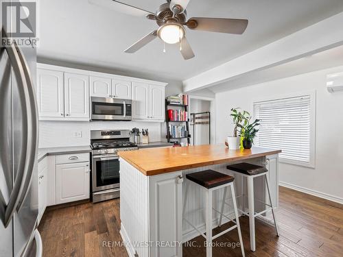 91 Fortieth Street, Toronto, ON - Indoor Photo Showing Kitchen