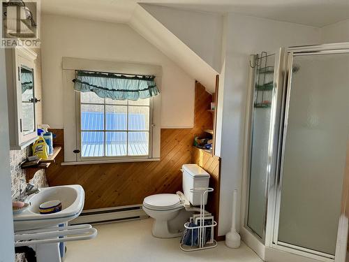 456 Colleymount Road, Burns Lake, BC - Indoor Photo Showing Bathroom