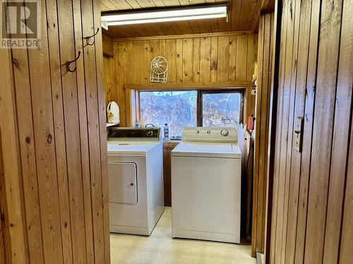 456 Colleymount Road, Burns Lake, BC - Indoor Photo Showing Laundry Room