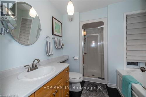 557554 4Th Concession S, Meaford, ON - Indoor Photo Showing Bathroom