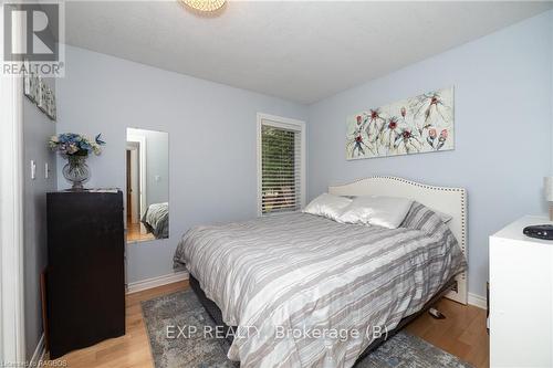 557554 4Th Concession S, Meaford, ON - Indoor Photo Showing Bedroom