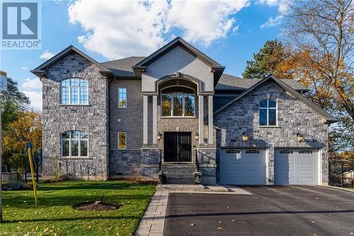 175 Oakhill Place, Ancaster, ON - Outdoor With Facade