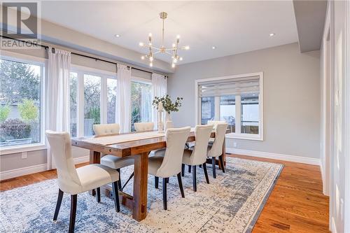 175 Oakhill Place, Ancaster, ON - Indoor Photo Showing Dining Room