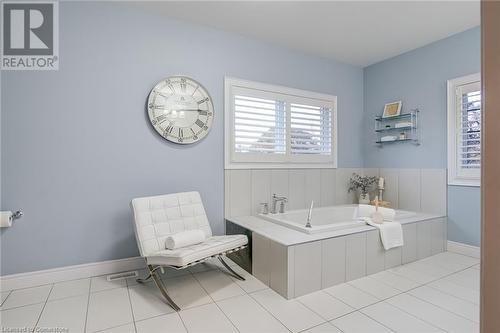 175 Oakhill Place, Ancaster, ON - Indoor Photo Showing Bathroom