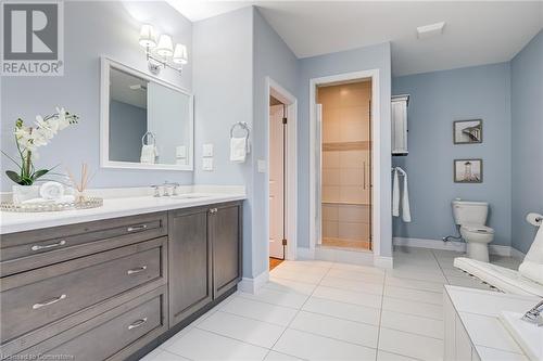 175 Oakhill Place, Ancaster, ON - Indoor Photo Showing Bathroom