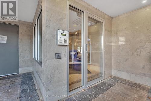 103 - 1 Jacksway Crescent, London, ON - Indoor Photo Showing Bathroom