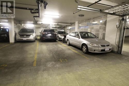 1208 1661 Quebec Street, Vancouver, BC - Indoor Photo Showing Garage