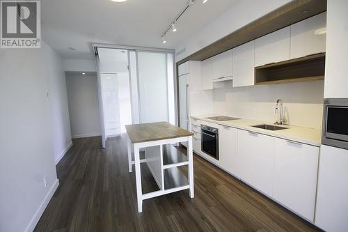 1208 1661 Quebec Street, Vancouver, BC - Indoor Photo Showing Kitchen With Upgraded Kitchen