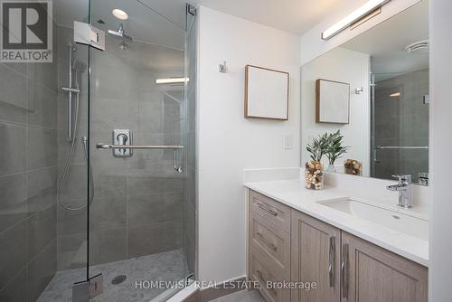 9 - 600 Brookdale Avenue, Toronto, ON - Indoor Photo Showing Bathroom