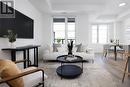 9 - 600 Brookdale Avenue, Toronto, ON  - Indoor Photo Showing Living Room 