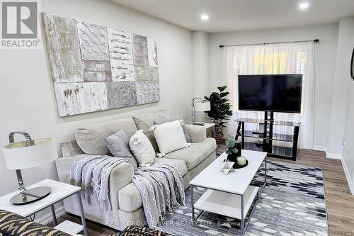 27 Gilmour Drive, Ajax, ON - Indoor Photo Showing Living Room