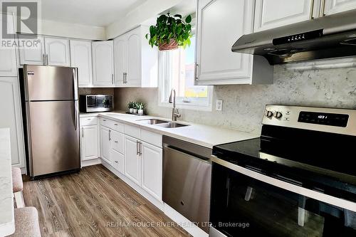 27 Gilmour Drive, Ajax, ON - Indoor Photo Showing Kitchen With Stainless Steel Kitchen With Double Sink