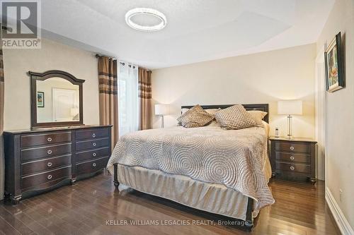 189 Rothbury Road, Richmond Hill, ON - Indoor Photo Showing Bedroom