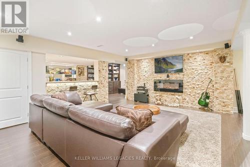 189 Rothbury Road, Richmond Hill, ON - Indoor Photo Showing Living Room With Fireplace