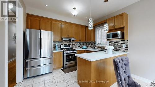 114 Goldenwood Crescent, Markham, ON - Indoor Photo Showing Kitchen