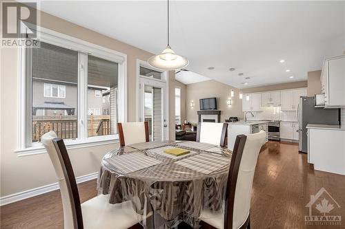 243 Balikun Heights, Ottawa, ON - Indoor Photo Showing Dining Room