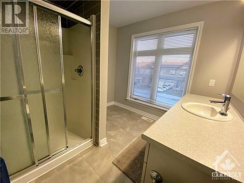 961 Cobble Hill Drive, Ottawa, ON - Indoor Photo Showing Bathroom