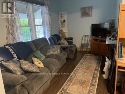 Family Room - 254 East Street, London, ON - Indoor Photo Showing Living Room