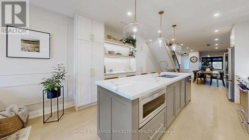 805 Windermere Avenue, Toronto, ON - Indoor Photo Showing Kitchen With Upgraded Kitchen