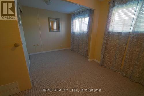 11 Nightingale Lane, Belleville, ON - Indoor Photo Showing Other Room