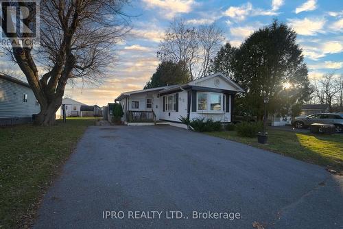 11 Nightingale Lane, Belleville, ON - Outdoor