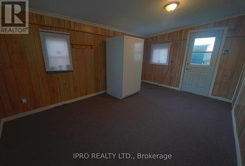 11 Nightingale Lane, Belleville, ON - Indoor Photo Showing Other Room