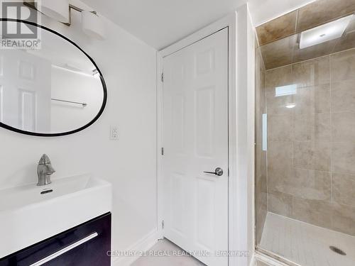 47 Fusilier Drive, Toronto, ON - Indoor Photo Showing Bathroom