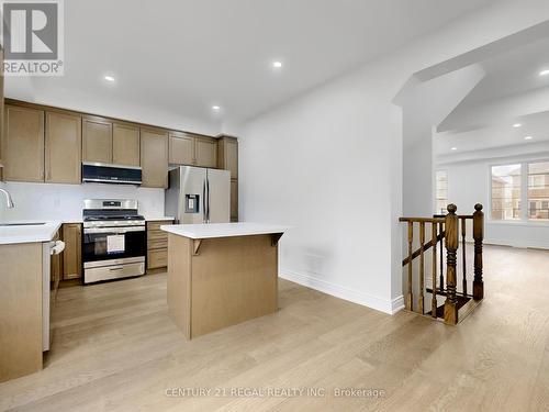 47 Fusilier Drive, Toronto, ON - Indoor Photo Showing Kitchen