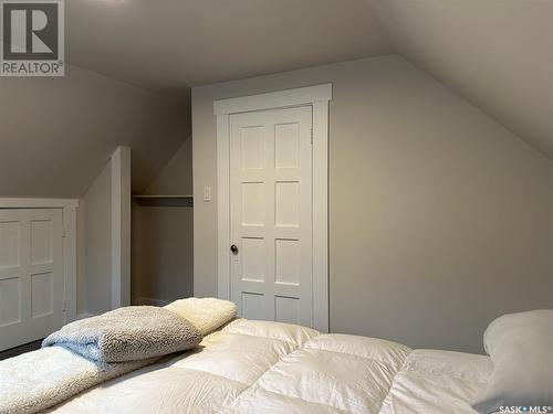 178 Duffield Street W, Moose Jaw, SK - Indoor Photo Showing Bedroom